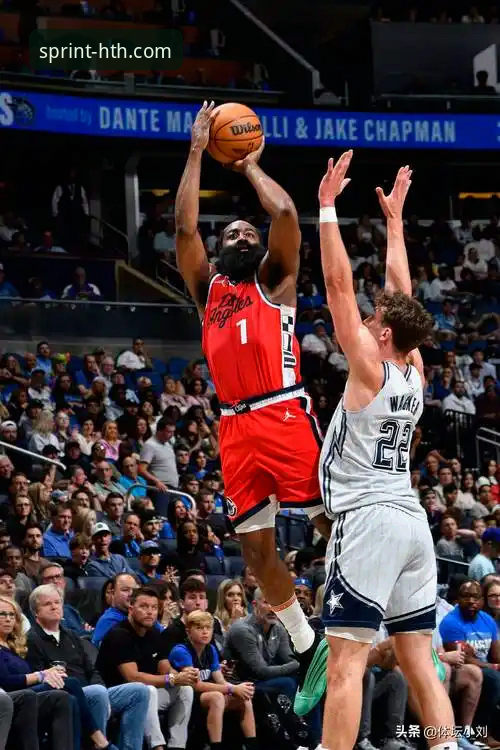 如何通过华体会体育平台深度复盘快船鹈鹕关键战：从领先18分到崩盘20分